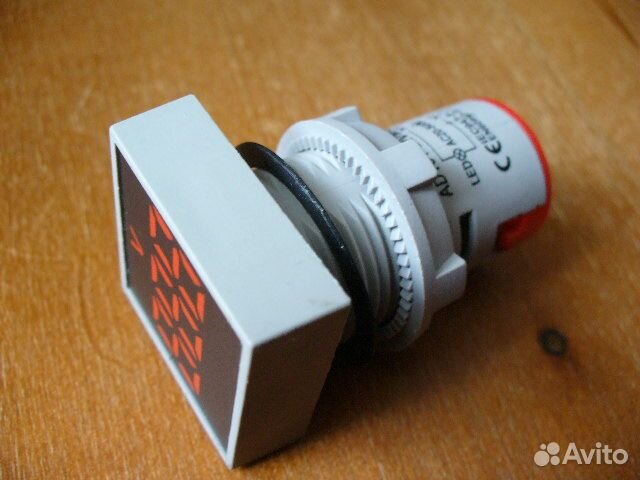 Светодиодный вольтметр