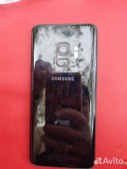Samsung Galaxy S9, 4/128 ГБ