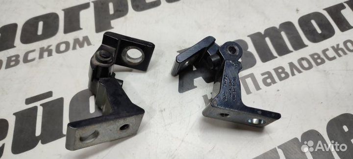 Петля дверная передняя правая Audi A7 4G CGW