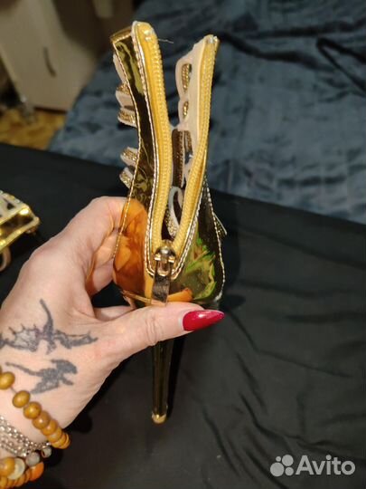 Туфли и босоножки