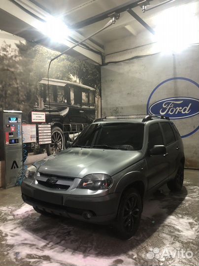 Chevrolet Niva 1.7 МТ, 2011, 145 000 км