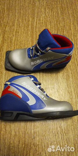 Лыжные ботинки с креплениями