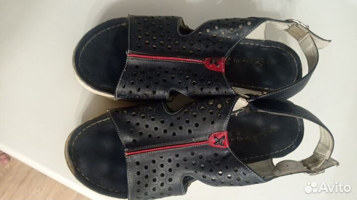 Босоножки женские