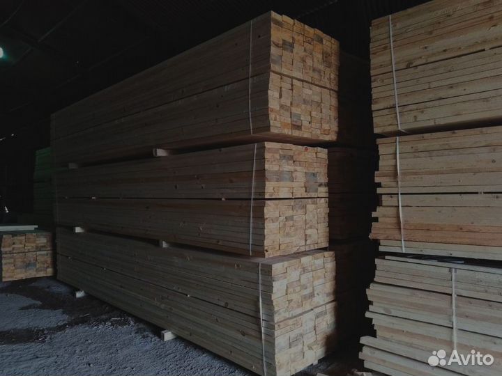 Сосновые доски, надежность и стабильность в каждом детале