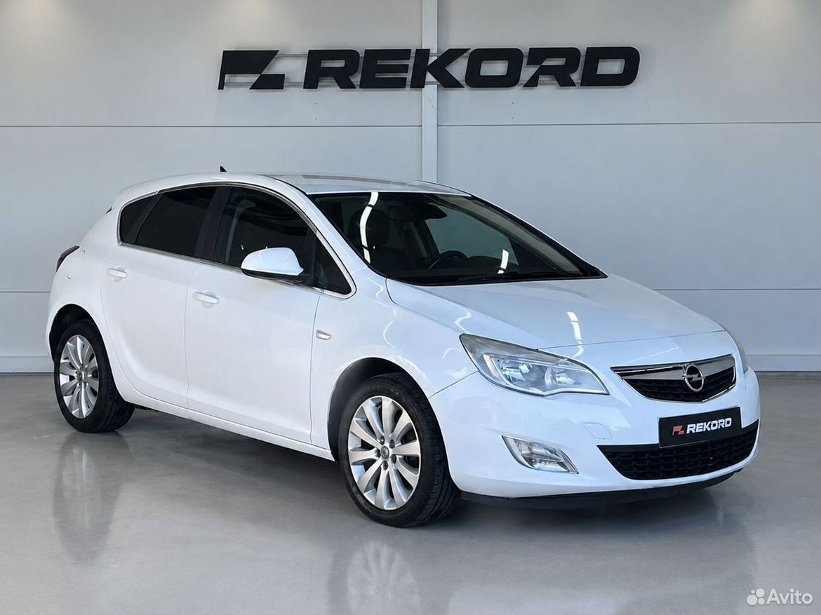Opel Astra 1.6 AT, 2011, 224 103 км