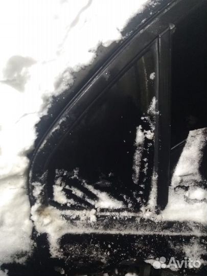 Форточка задняя правая Митсубиси Лансер 9