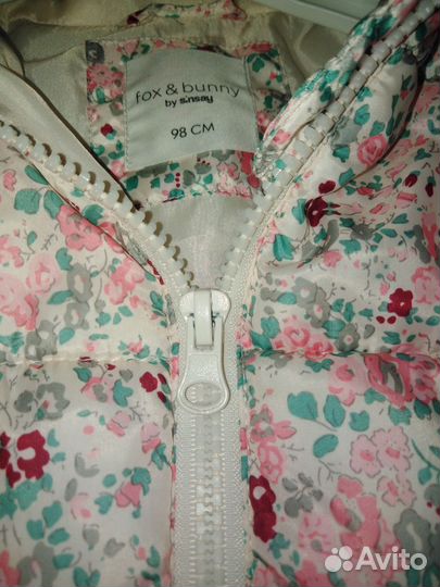 Демисезонная куртка на девочку 92 размер
