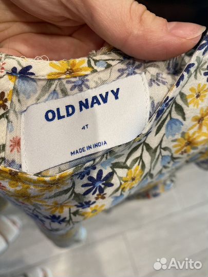 Платье на девочку Old navy р-р 104