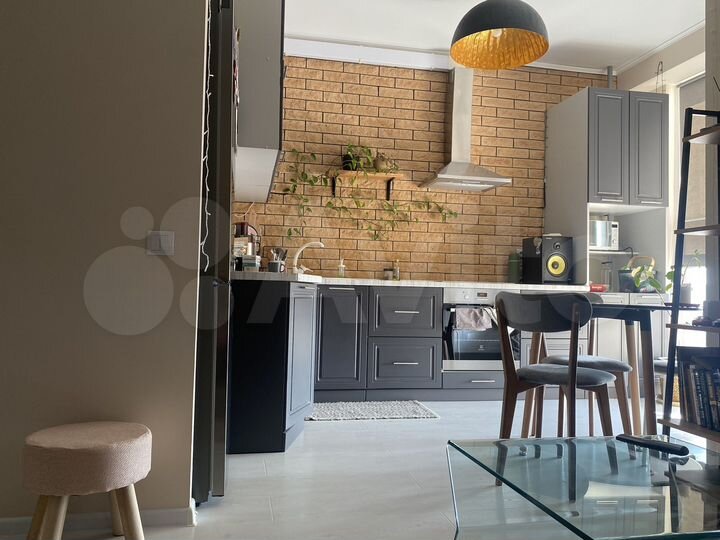 2-к. квартира, 37 м², 6/8 эт.