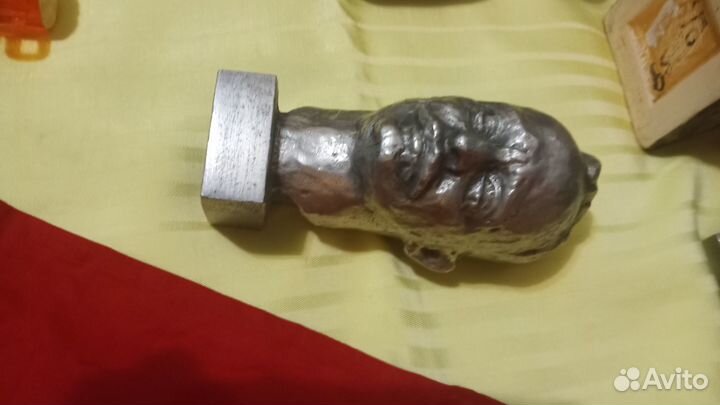 Бюст Шолохов и ст-ки Ленин и Ленин в разливе СССР