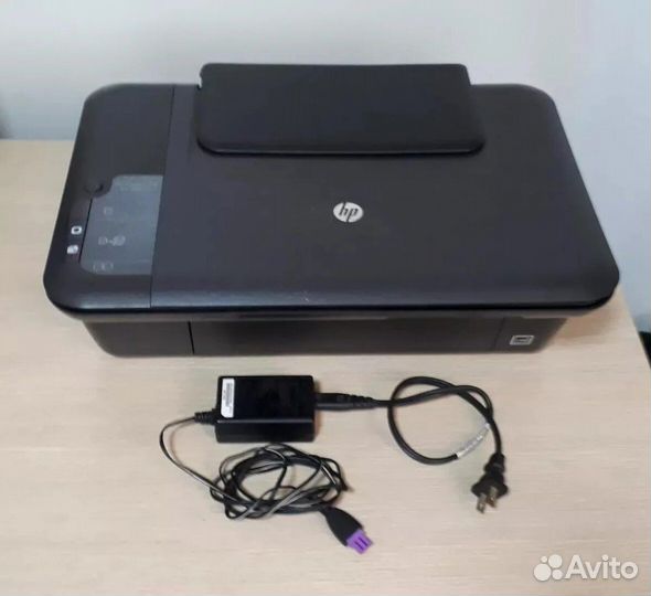 Принтер HP Deskjet 2050A