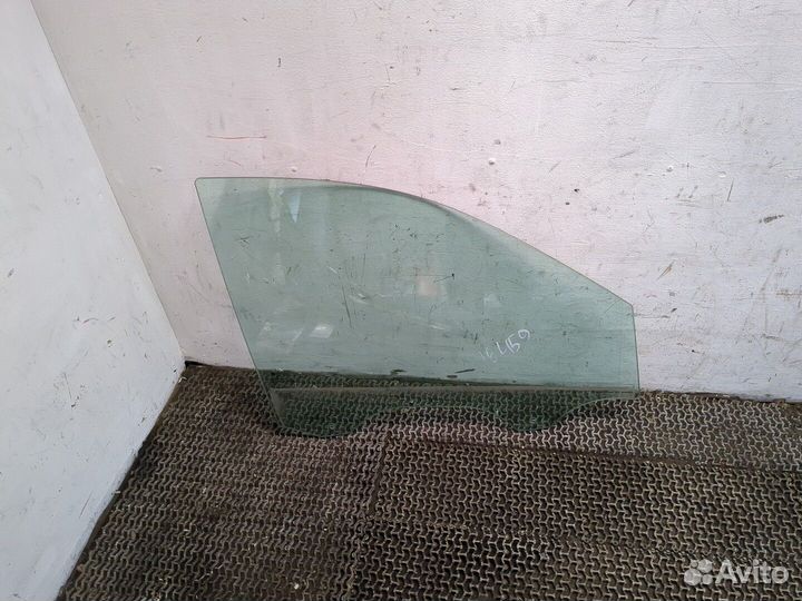 Стекло боковой двери Chevrolet Traverse, 2018