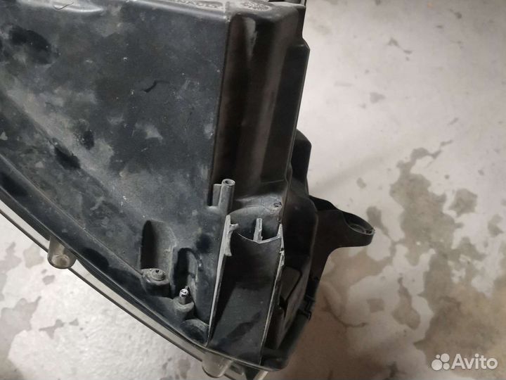 Фара левая Logan II 2014