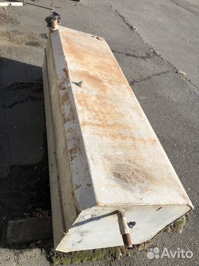 Бак гсм металлический