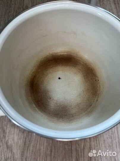 Кастрюля эмалированная