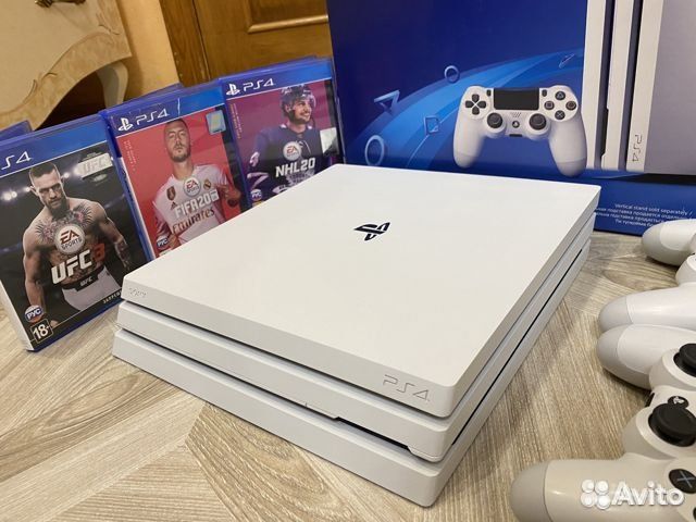 PS4 Pro 1TB 7208 PlayStation 4 PRO белая + игры