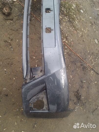 Бампер передний Toyota Carolla 180