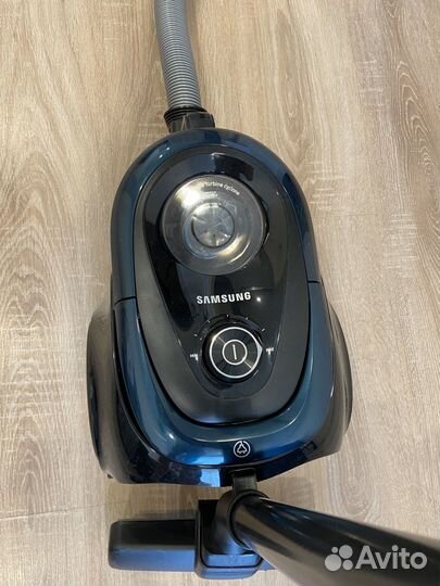 Пылесос Samsung VC1821covn/EV