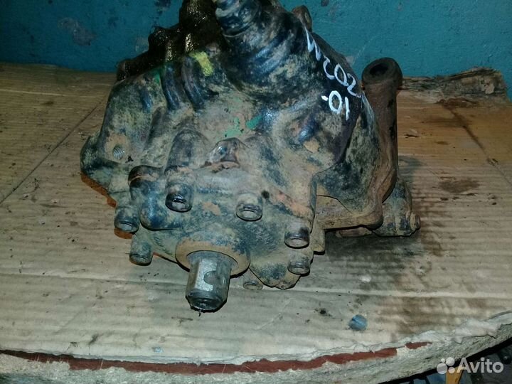 Рулевой редуктор Mercedes W202