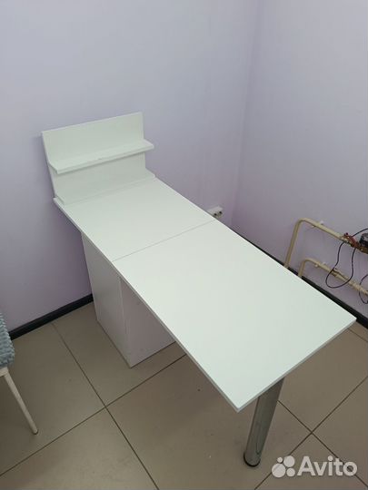 Маникюрный стол складной бу