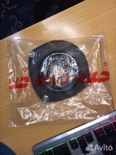 Опора амортизатора