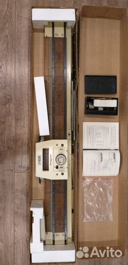 Вязальная машина нева 6. Новая