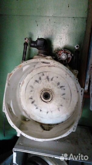 Стиральная машина хотоинт Аристон на запчасти