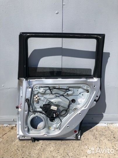 Дверь задняя правая Volkswagen Passat B5