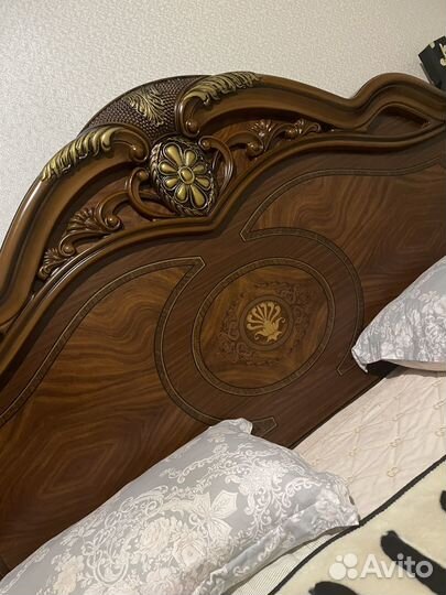 Спальный гарнитур бу