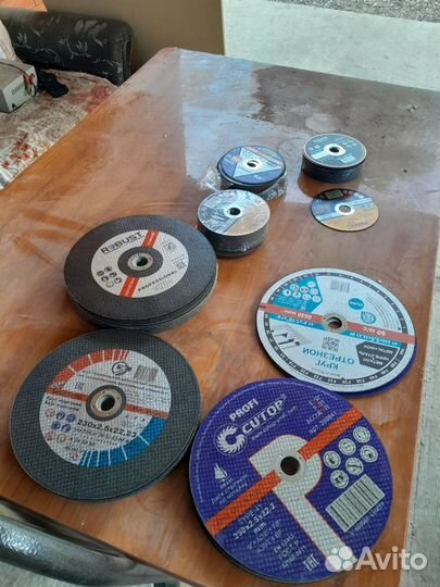 Отрезные круги по металлу 230