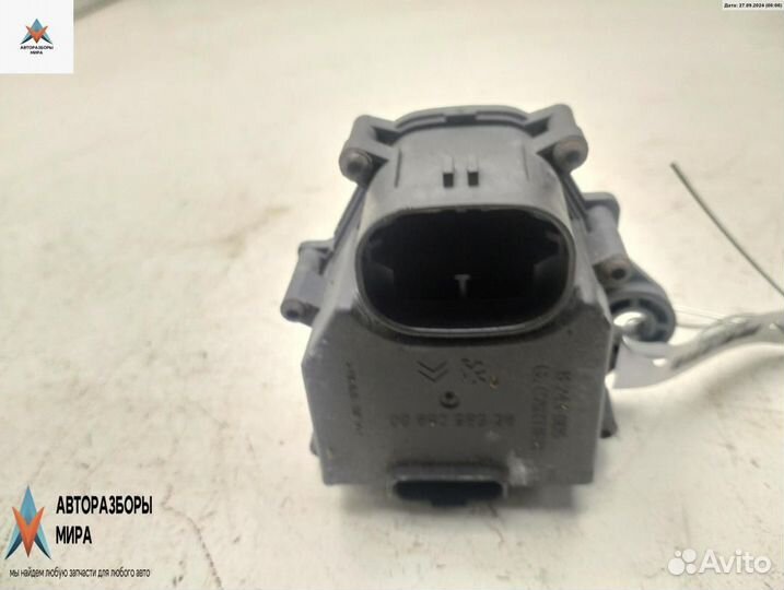 Блок управления вентилятором (реле) Peugeot 307