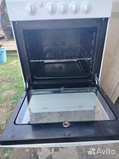 Продам газовую плиту б/у