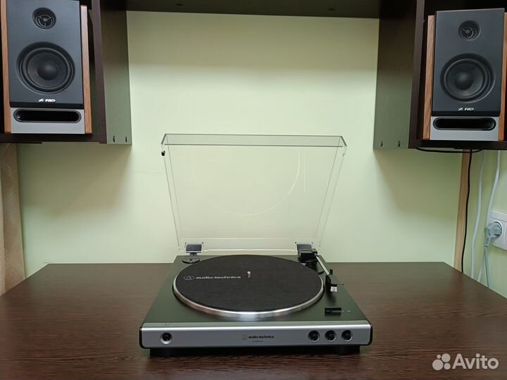 Проигрыватель винила Audio-Technica AT-LP60xusbgm