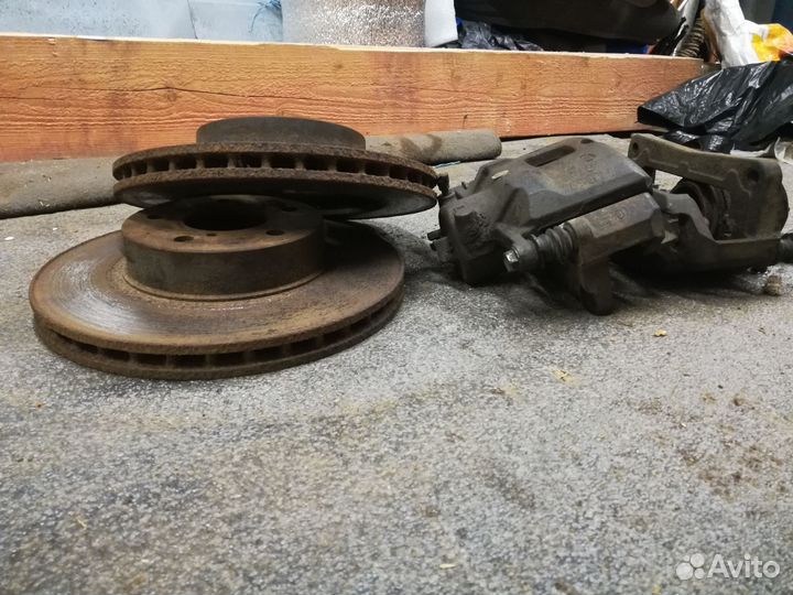 Суппорт subaru legacy bg