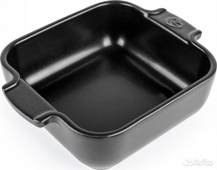 Peugeot Satin Black 0,66л, 18х18см, черная