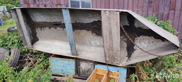 Лодка алюминевая