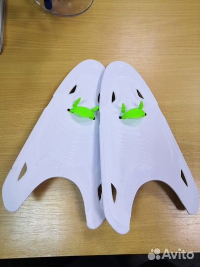 Новые Лопатки для плавания MadWave