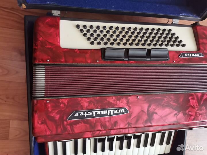 Аккордеон weltmeister Stella