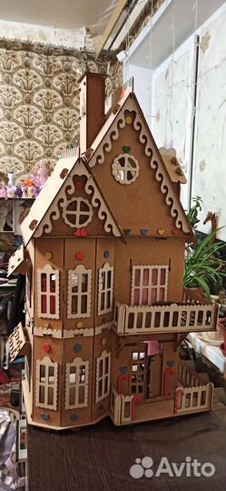 Игрушечный пряничный домик