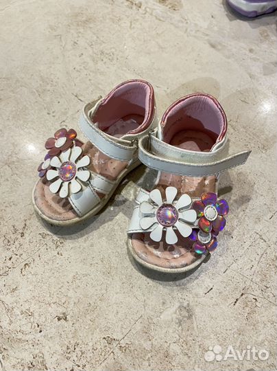 Босоножки для девочки