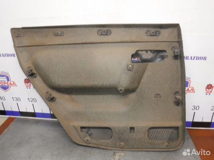 Обшивка двери задняя правая Ваз 2110 2111 2000