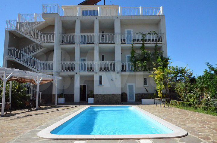Гостиница, 380 м² наб. Андрея Первозванного