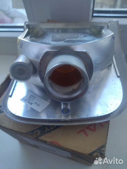 Поворотник правый Рено Премиум