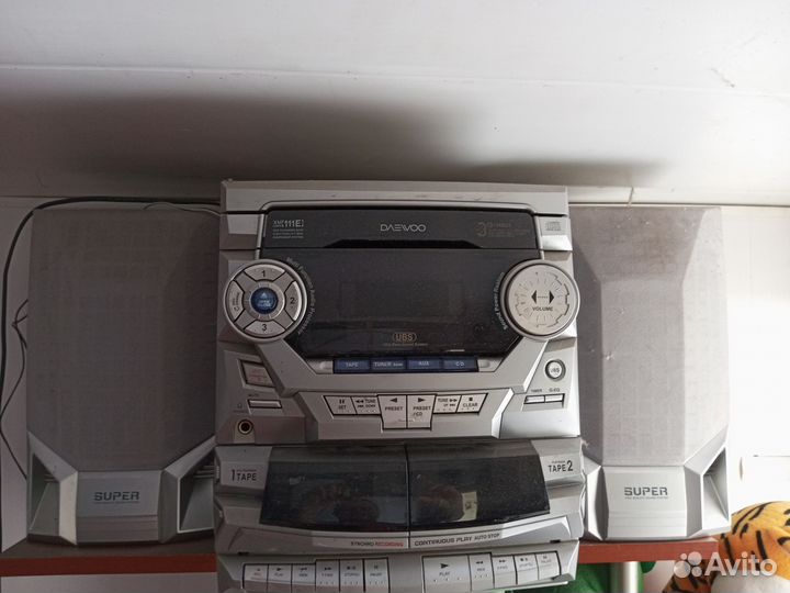 Музыкальный центр