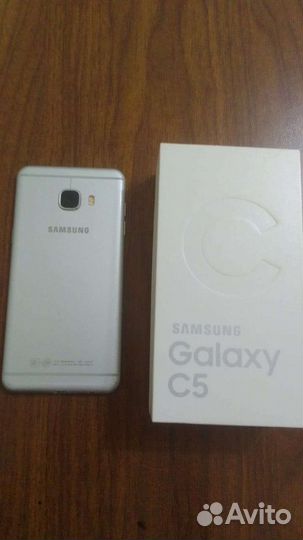 Телефон Samsung Galaxy C5