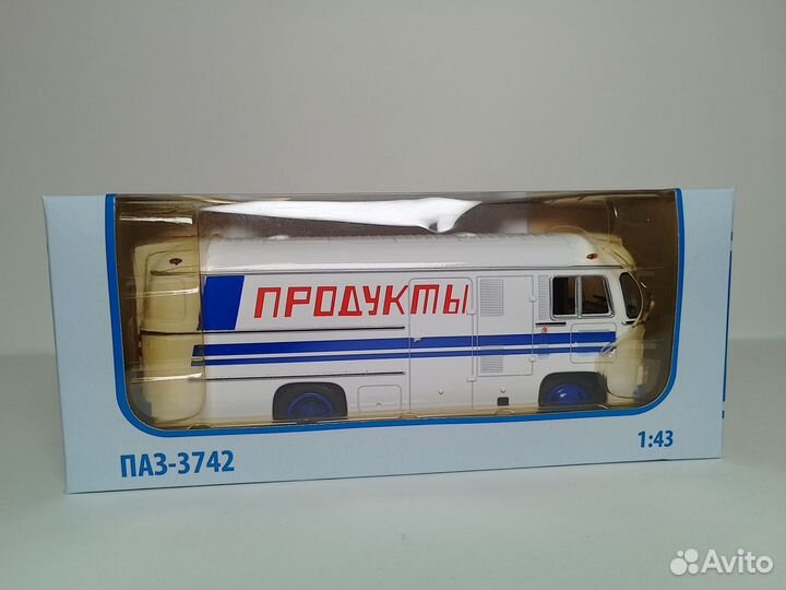 Паз-3742 Советский автобус 1:43