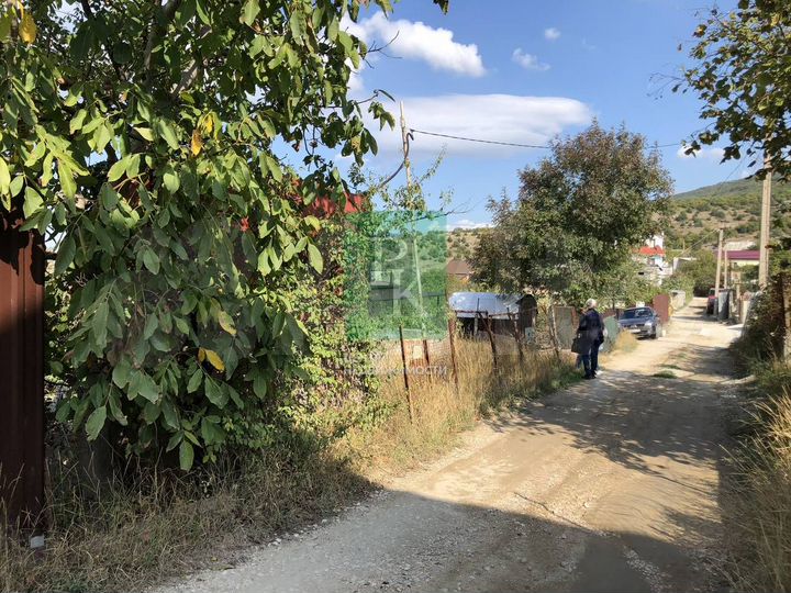 Участок 4 сот. (ИЖС)