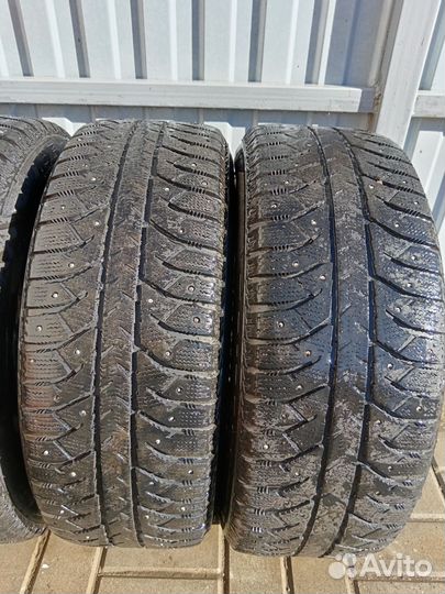 Bridgestone Ice Cruiser 7000 205/55 R16