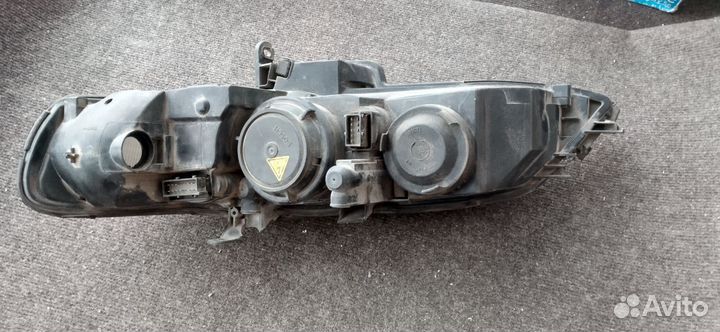 Фара ксеноновая Опель Вектра Б универсал правая