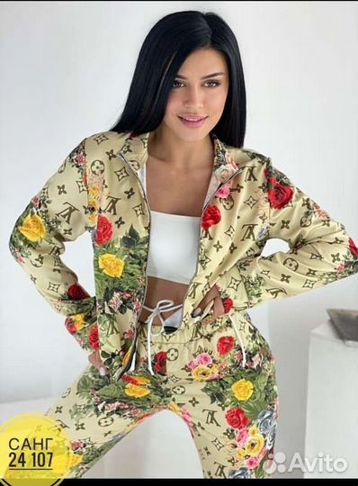 Спортивные летние костюмы